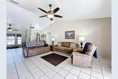 35234 Queens Way, Fruitland Park, FL 34731 - Photo 15