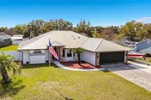 35234 Queens Way, Fruitland Park, FL 34731 - Photo 1