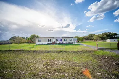 8009 Sergeant Pepper Dr, Howey in the Hills, FL 34737 - Photo 3