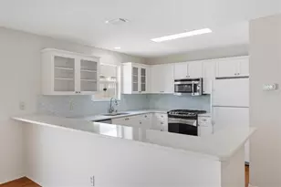 16872 SE 80th Ashgrove Terrace, The Villages, FL 32162 - Photo 3