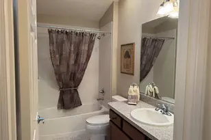 2000 Goldenrod Ct, The Villages, FL 32162 - Photo 17