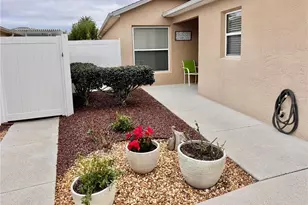 2000 Goldenrod Ct, The Villages, FL 32162 - Photo 3