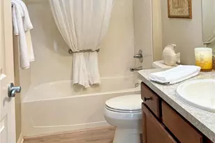 2000 Goldenrod Ct, The Villages, FL 32162 - Photo 9