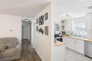 1405 Pembrook Dr, Leesburg, FL 34748 - Photo 5