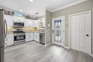 1220 Avenida De Las Casas, The Villages, FL 32159 - Photo 9