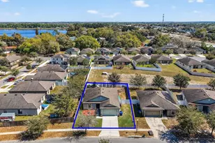 2322 Bexley Dr, Tavares, FL 32778 - Photo 7