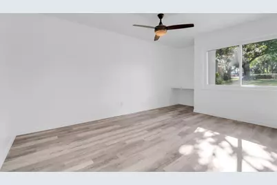 1051 S Highland Street #4B, Mount Dora, FL 32757 - Photo 17