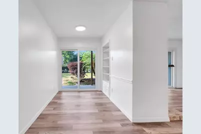 1051 S Highland Street #4B, Mount Dora, FL 32757 - Photo 9