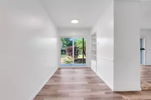 1051 S Highland St, Mount Dora, FL 32757 - Photo 9