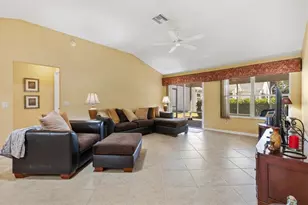 1301 Oak Forest Dr, The Villages, FL 32162 - Photo 13