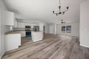 9939 N Athenia Dr, Citrus Springs, FL 34434 - Photo 11