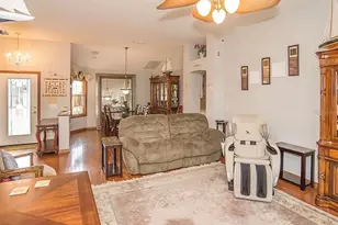 307 Del Mar Dr, Lady Lake, FL 32159 - Photo 7