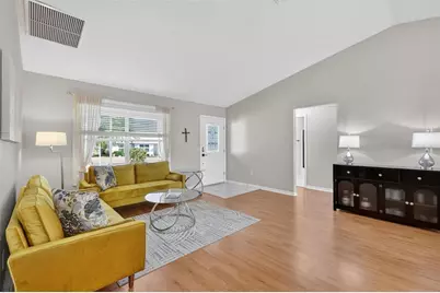 3360 Richmond Drive, The Villages, FL 32162 - Photo 15