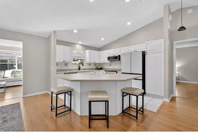 3360 Richmond Drive, The Villages, FL 32162 - Photo 9