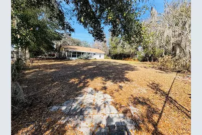 907 N West Street, Bushnell, FL 33513 - Photo 9