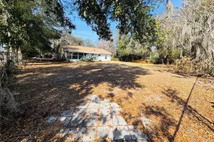 907 N West St, Bushnell, FL 33513 - Photo 9