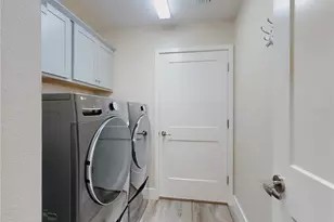 904 Maynard Path, The Villages, FL 32163 - Photo 23