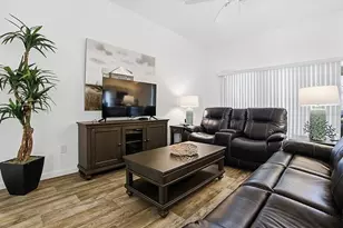 11368 Laufersky Ln, Oxford, FL 34484 - Photo 7