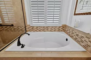 8124 Bridgeport Bay Cir, Mount Dora, FL 32757 - Photo 33