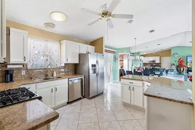 1611 Alhambra Way, The Villages, FL 32162 - Photo 9