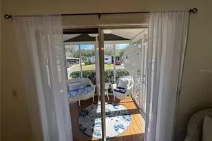 1218 Pompano Ln, Lady Lake, FL 32159 - Photo 7