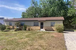 198 Oak St, Clermont, FL 34711 - Photo 1