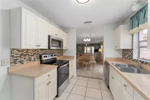 807 Alvarado Pl, The Villages, FL 32159 - Photo 29
