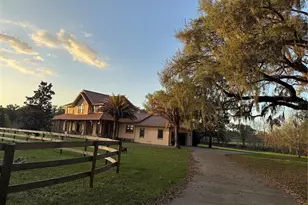 10555 NW 28th Pl, Ocala, FL 34482 - Photo 3