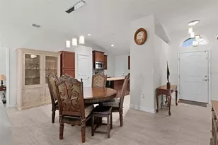 403 Edith Dr, Fruitland Park, FL 34731 - Photo 11