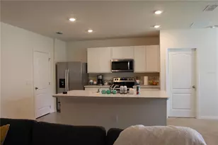 2917 Canary Ln, Tavares, FL 32778 - Photo 15