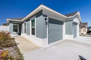 1520 Sophie St, The Villages, FL 32163 - Photo 9