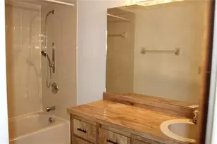 1638 Lamplighter Way, Orlando, FL 32818 - Photo 11