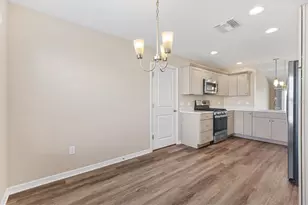 1896 McMurtrie Loop, The Villages, FL 34762 - Photo 9