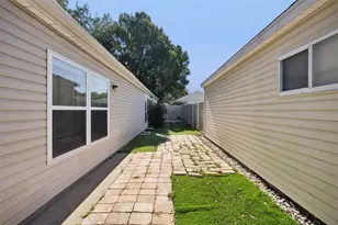 25312 Green Heron Dr, Leesburg, FL 34748 - Photo 13
