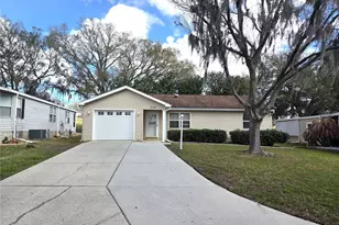 739 Heathrow Ave, Lady Lake, FL 32159 - Photo 1