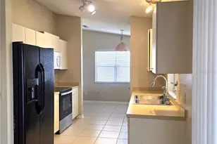 739 Heathrow Ave, Lady Lake, FL 32159 - Photo 7