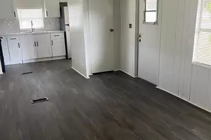 816 Beechwood Ave, Lady Lake, FL 32159 - Photo 5