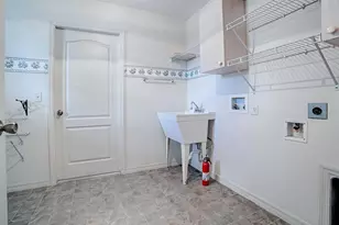 16865 SE 93rd Cuthbert Cir, The Villages, FL 32162 - Photo 25