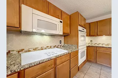 313 Azores Place, Groveland, FL 34736 - Photo 15