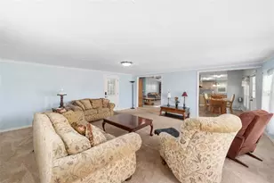 1717 Lilly Ln, The Villages, FL 32159 - Photo 23