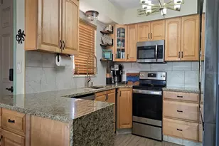 6503 Lonnie Lee Ln, Hudson, FL 34667 - Photo 3