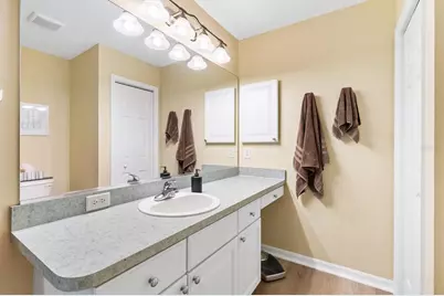 9211 SE 179th Osage Place, The Villages, FL 32162 - Photo 13