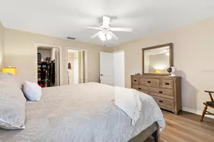 9211 SE 179th Osage Pl, The Villages, FL 32162 - Photo 11