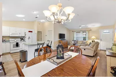 9211 SE 179th Osage Place, The Villages, FL 32162 - Photo 9
