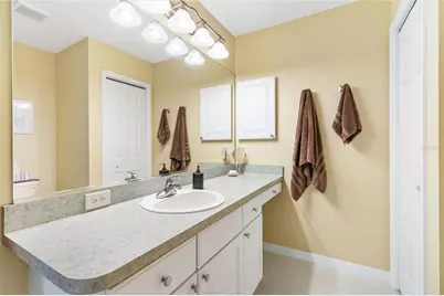 9211 SE 179th Osage Place, The Villages, FL 32162 - Photo 17