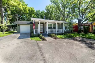 1210 N Donnelly St, Mount Dora, FL 32757 - Photo 3