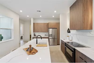 323 Skyfield Court, Lady Lake, FL 32159 - Photo 7