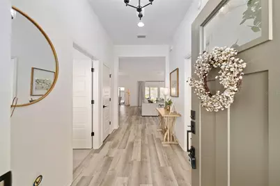 1661 Vanbeck Circle, The Villages, FL 34762 - Photo 7