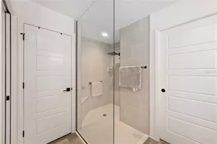 1661 VanBeck Cir, The Villages, FL 34762 - Photo 23