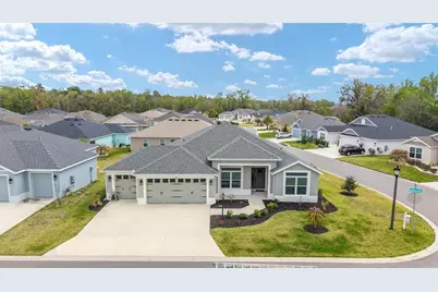 1661 Vanbeck Circle, The Villages, FL 34762 - Photo 3